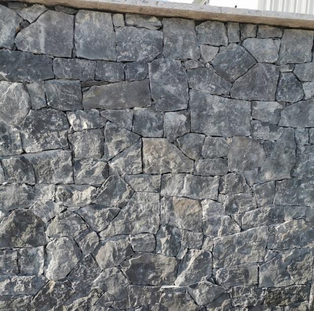 Placage en pierre naturelle, nuance de gris, ép. 4 à 5 cm
