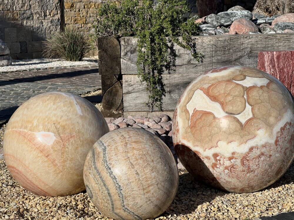 Sphère décorative en pierre naturelle, couleur miel, série onyx