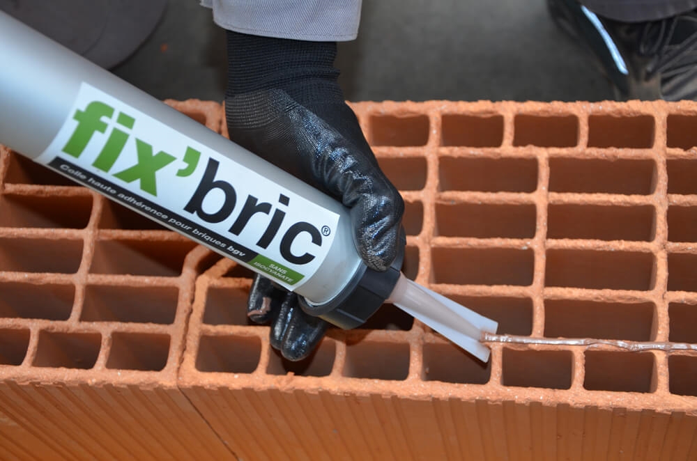 Colle pour brique, Fix'brix, poche de 600 ml