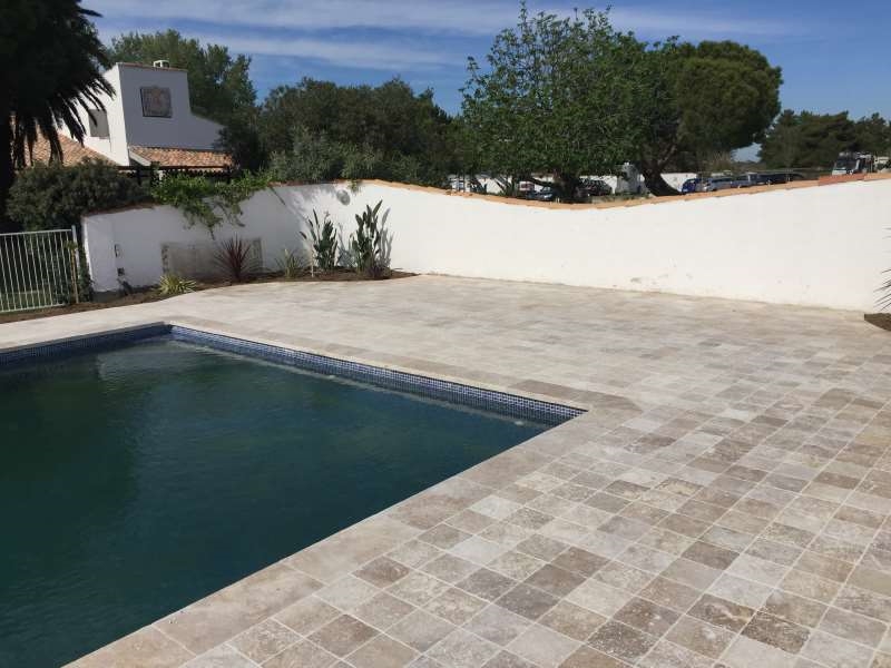 Pavé Travertin Mixte Beige vieillie, L.10 x l.10 x ép.3 cm