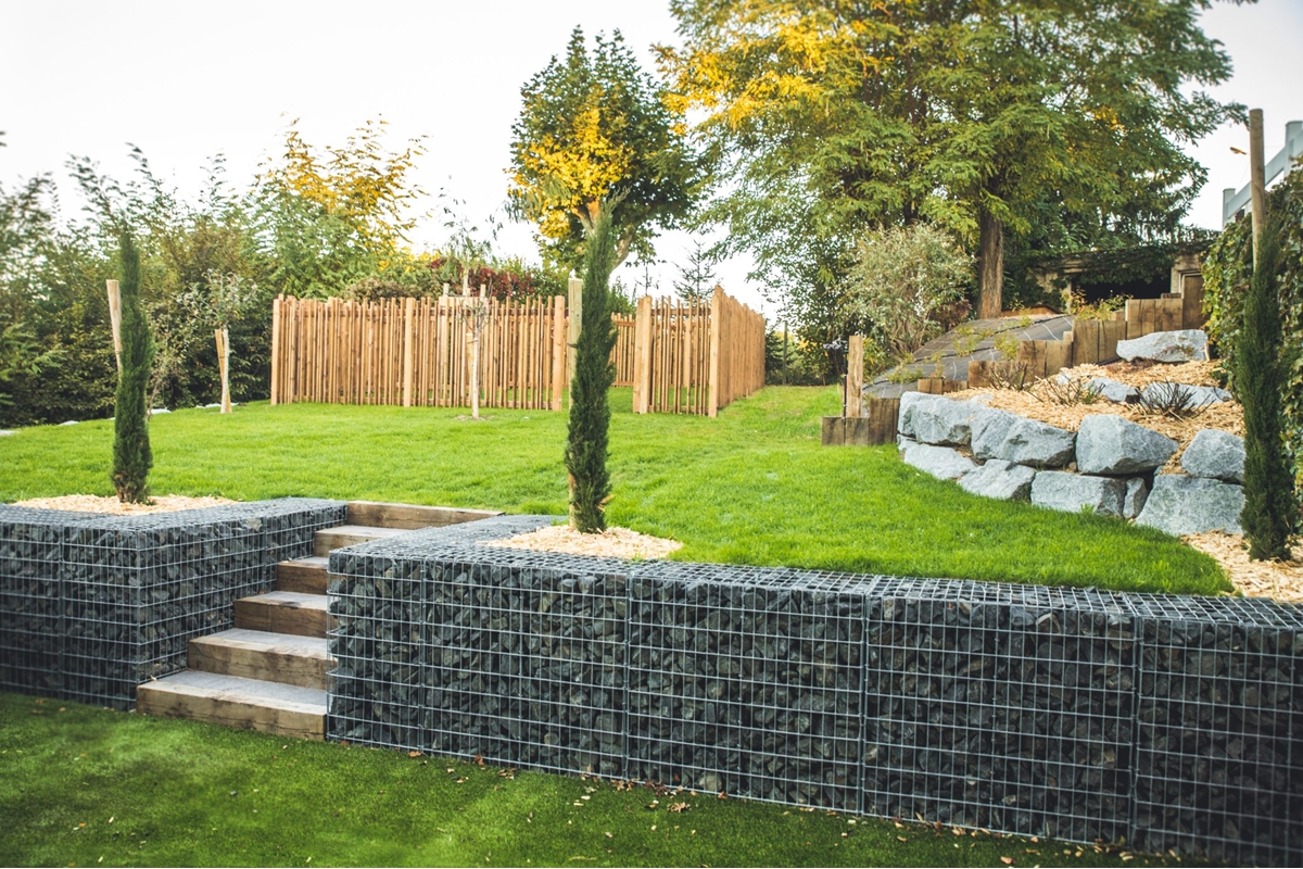 Pierre à gabion, basalte noire, calibre 80 - 120 mm