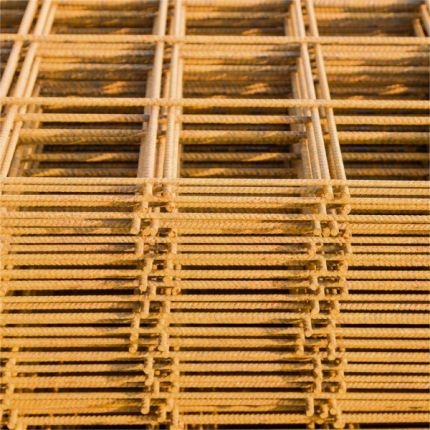 Treillis soudé ST15C, maille de 20x20 cm, 4 x 2,4 m, fil diam. 6 mm