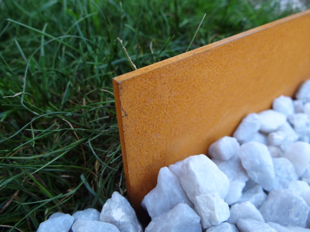 Bordure Volige en acier Corten (rouillé), longueur 2 mètres, ép.2 mm
