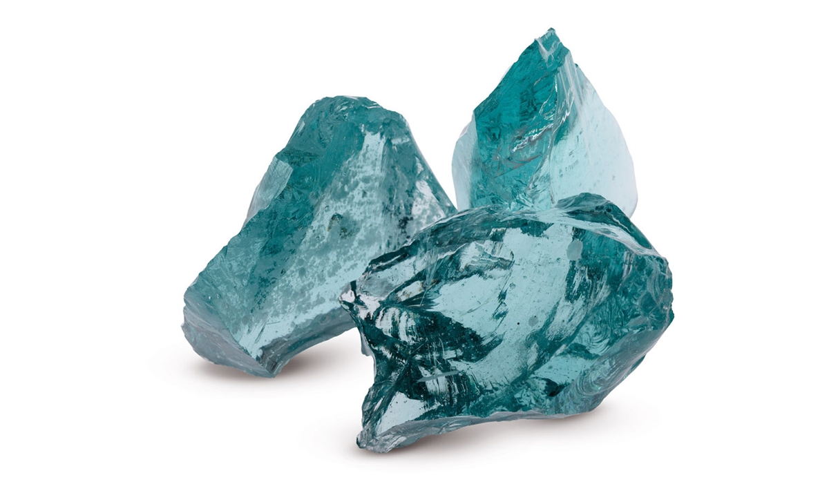 Pierre en verre bleu azur pour gabion ou décoration