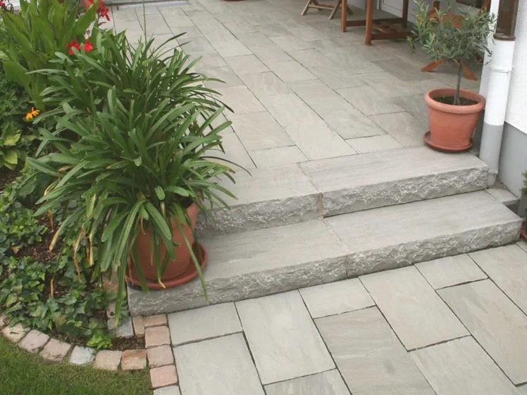 Bloc marche en grès d'inde kandla, gris, faces clivées, L.100 x l.35 x ép.15 cm