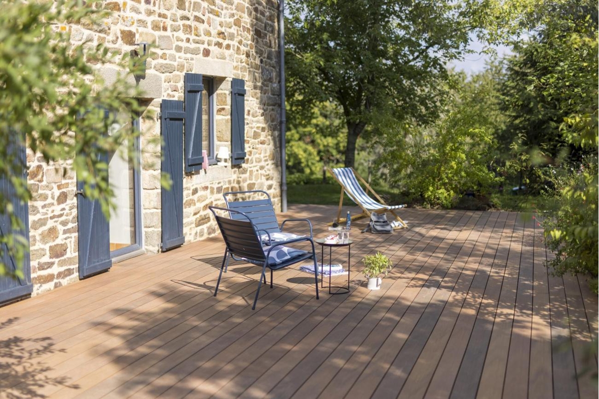 Lame de terrasse composite, série Atmosphère nuancés IPE 138 x 23 x 4000 cm