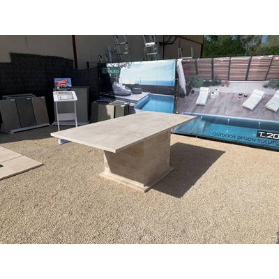 Table en travertin, coloris mix beige, L.200 x l.100 x ép. 3 cm