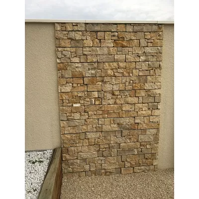 Plaquette en pierre naturelle calcaire beige, format Z, L.55 x l.20 x ep. 4 à 5cm