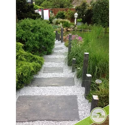 Pas japonais en schiste noir avec aspect rustique, ép.3/7 cm