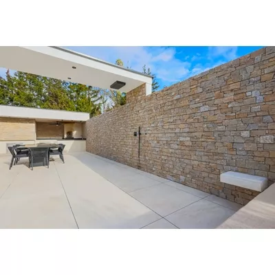 Parement en pierre naturelle Malmédy, coloris beige, L.55 x l.20 x ép.3 à 5 cm