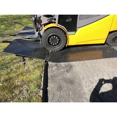 Plaque de roulage en plastique recyclé, gaufrée, L.2,4 x l.1,2 m x ép.11,5 mm