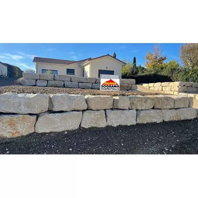 Bloc d'enrochement paysager couleur crème, 2 faces plates