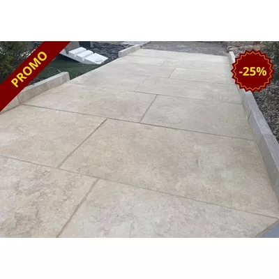 Dalle pierre naturelle calcaire Kemet, couleur beige, finition adoucie vieillie