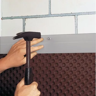 Profilé de finition alu pour membrane de fondation, long. 2 m