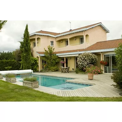 Lame de terrasse bois en pin vert, classe 4, sect. 14.5 x 2.7 cm