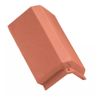 Faitière angulaire a emboitement, couleur rouge, 3 par mètre linéaire